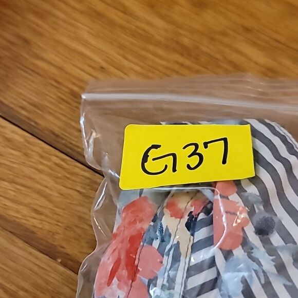 Sanctuary Floral Striped Button Up Shirt Size Small - Picture 7 of 7